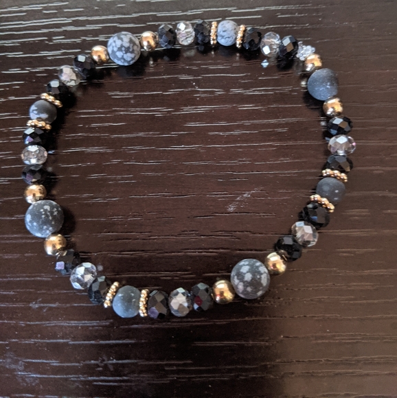 Gorgeous 5 bracelet set - Picture 3 of 7